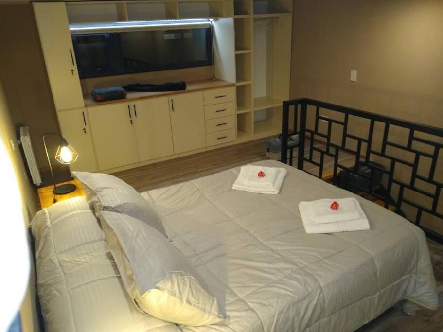 Maquis E Inacayal Apartment